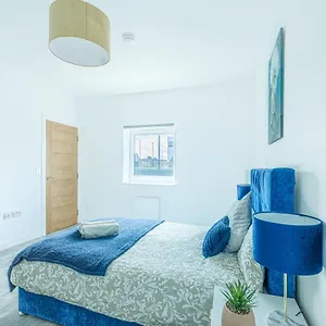 Centrally Located Stylish Apartment